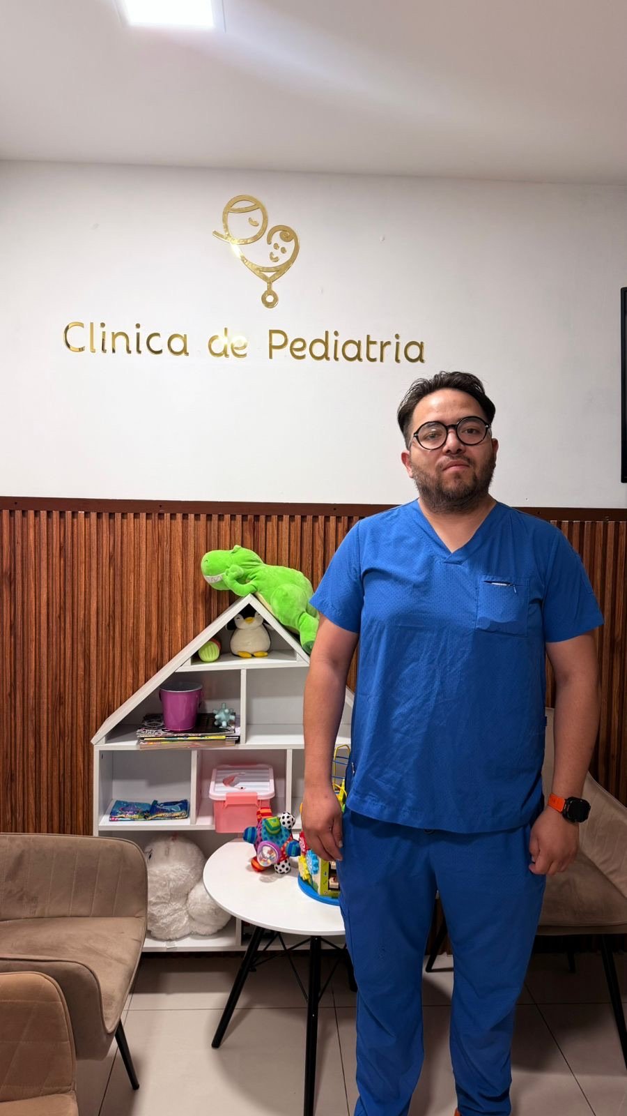 Dr. Alan Urbina